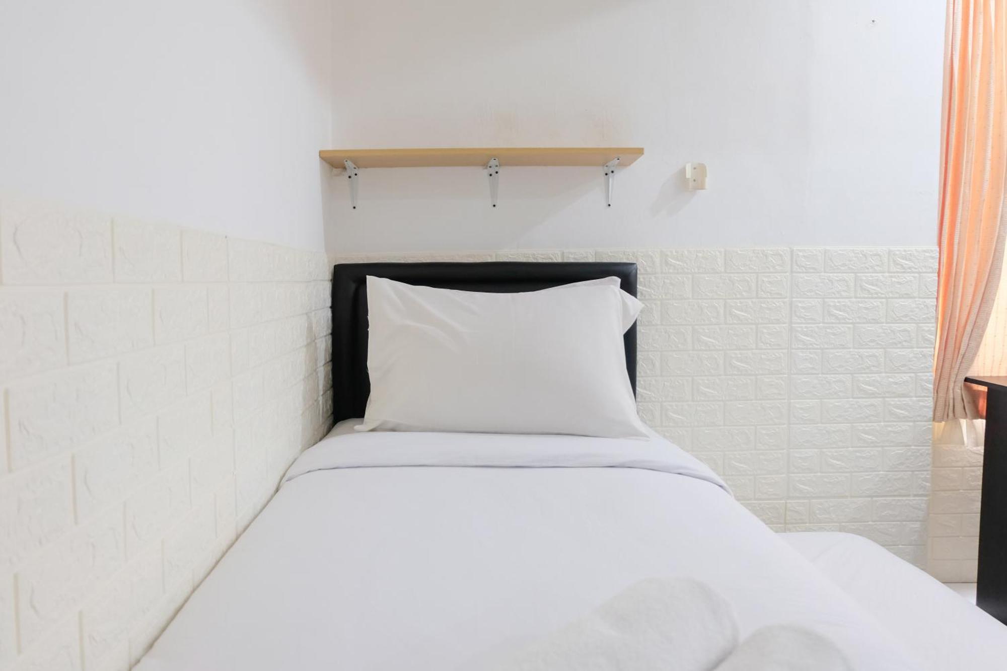 Location At 2nd Floor Jarrdin Cihampelas By Travelio